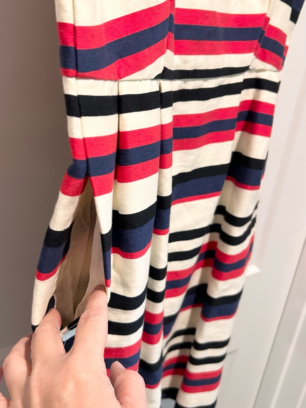 J.Crew Red Navy Ivory Stripe Fit & Flare Dress Sleeveless Pockets 8 - Picture 7 of 10